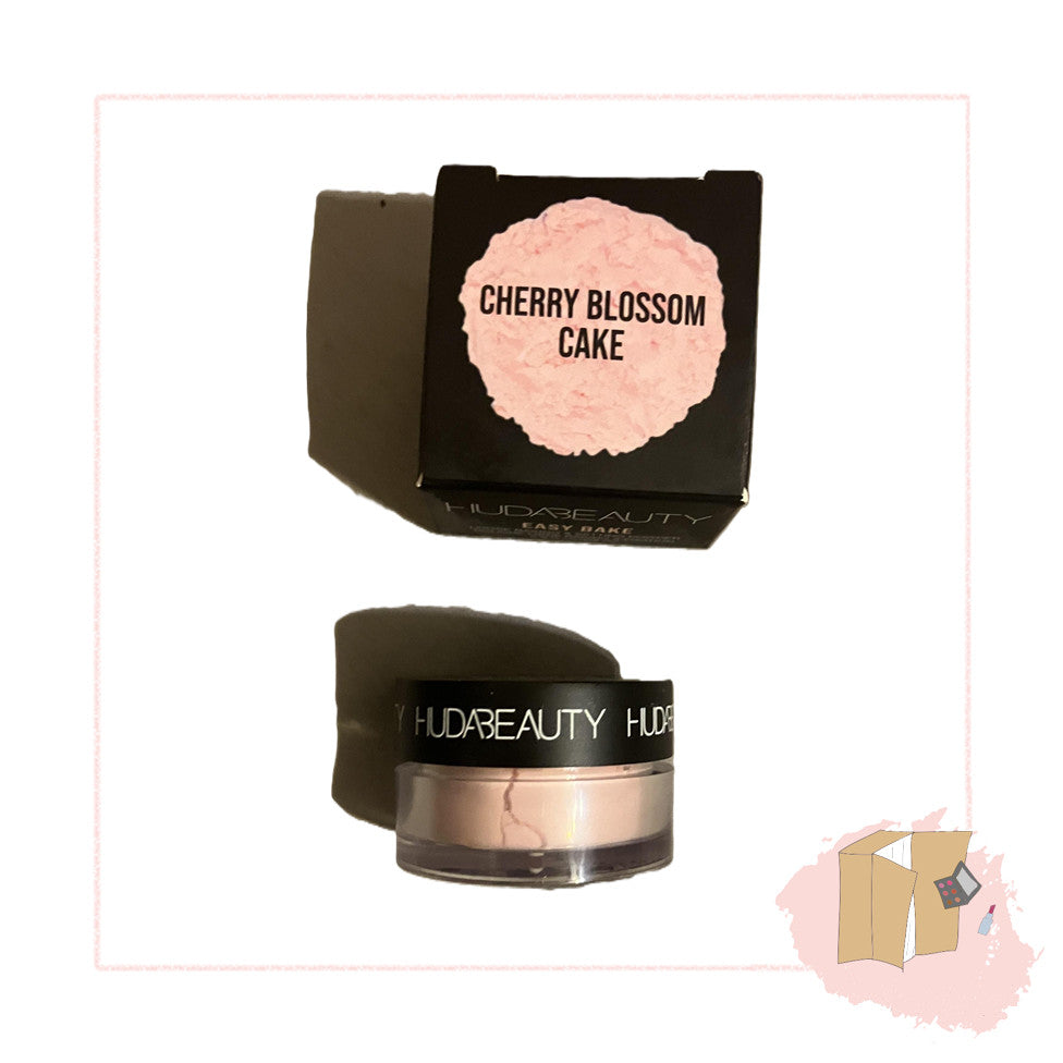 Huda Beauty Mini Easy Bake Loose Powder 0.8g in Shade Cherry Blossom Cake